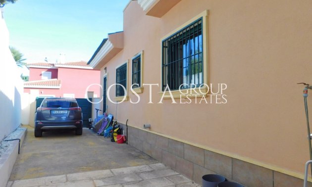 Resale - Villa -
Rojales - Ciudad Quesada