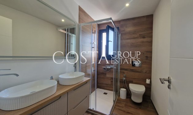 Resale - Villa -
Orihuela - Los Balcones