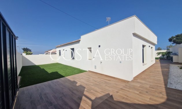 Resale - Villa -
Orihuela - Los Balcones