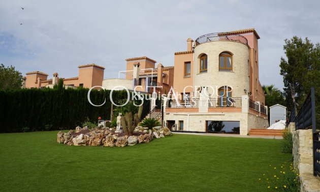 Odsprzedaż - Willa -
San Miguel de Salinas - San Miguel de Salinas Centro