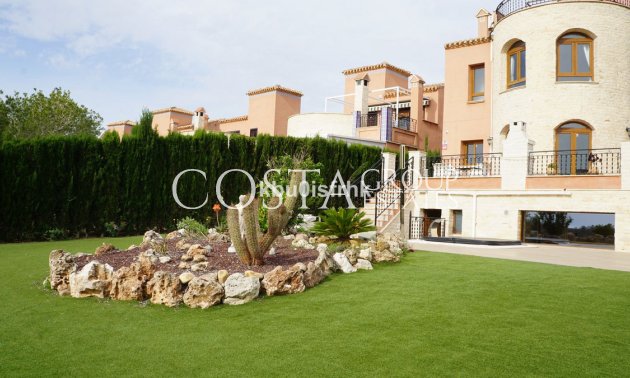 Odsprzedaż - Willa -
San Miguel de Salinas - San Miguel de Salinas Centro