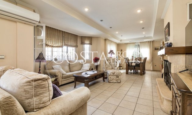 Resale - Villa -
Almoradí - Almoradi Centro