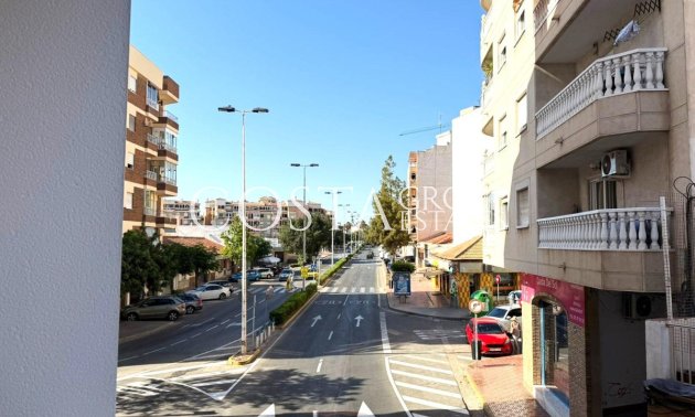 Herverkoop - Apartments -
Alicante City - Parque de las Naciones