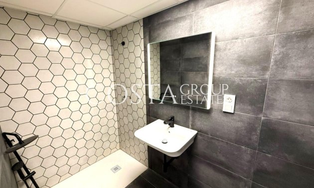 Resale - Apartments -
Alicante - Alicante Centro