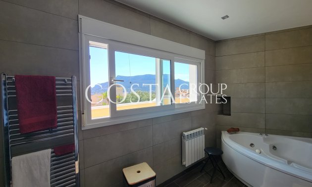 Odsprzedaż - Willa -
Calpe - Calpe Centro