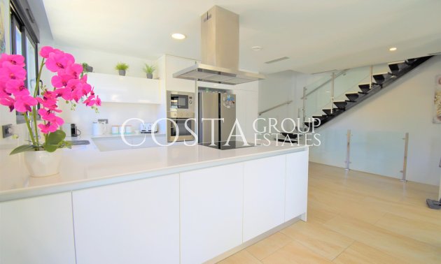 Resale - Villa -
Orihuela - Villamartin