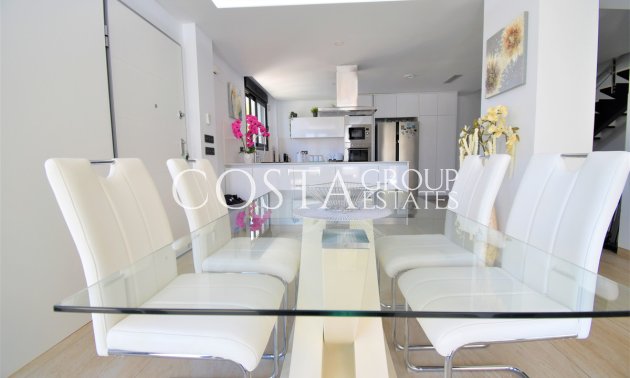 Resale - Villa -
Orihuela - Villamartin