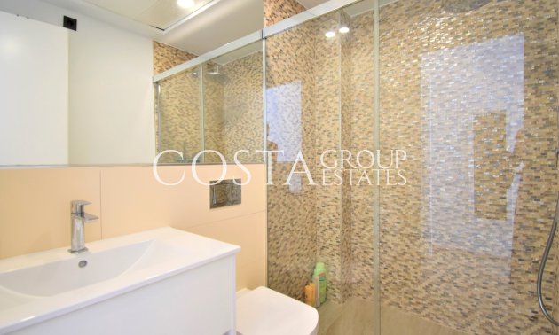 Resale - Villa -
Orihuela - Villamartin