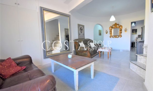 Herverkoop - Villa -
Orihuela - Villamartin