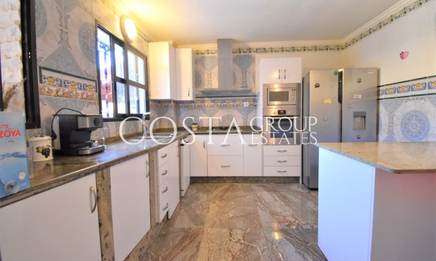 Herverkoop - Villa -
Orihuela - Villamartin