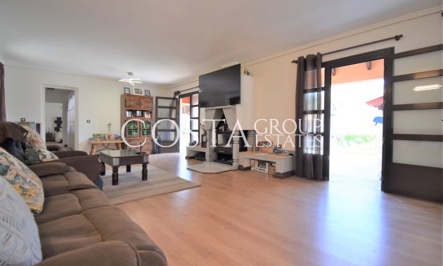 Herverkoop - Villa -
Orihuela - Villamartin