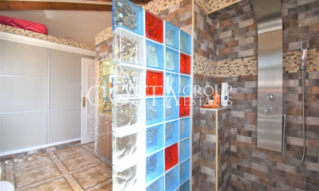 Herverkoop - Villa -
Orihuela - Villamartin