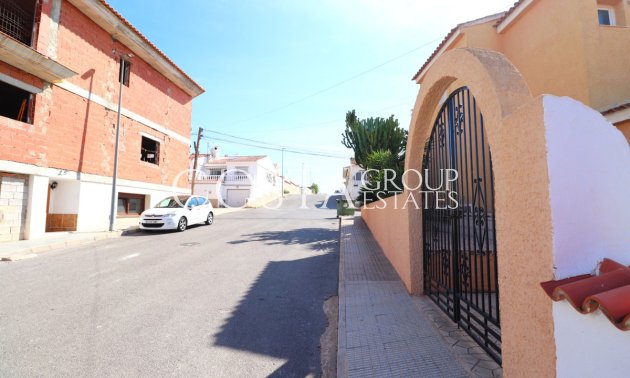 Herverkoop - Huis -
Benijofar