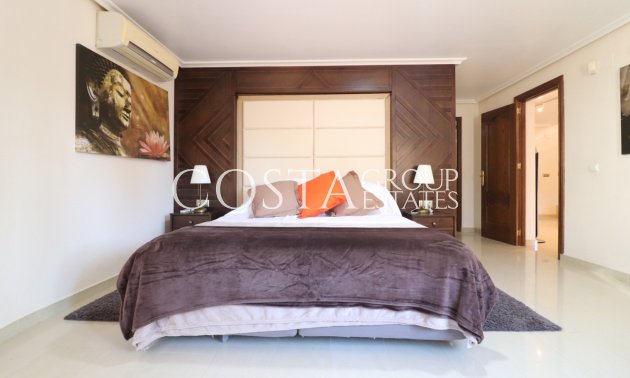 Herverkoop - Villa -
San Fulgencio - La Escuera