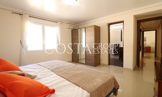 Herverkoop - Villa -
San Fulgencio - La Escuera