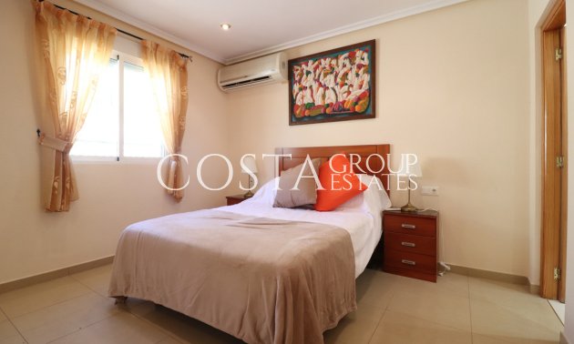 Herverkoop - Villa -
San Fulgencio - La Escuera