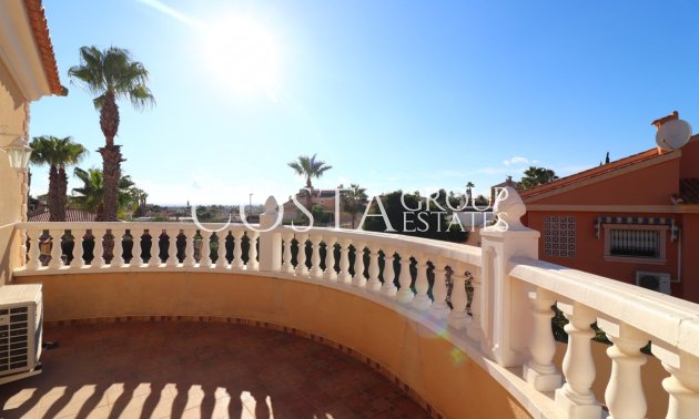 Herverkoop - Villa -
San Fulgencio - La Escuera