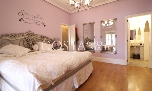 Resale - Villa -
Almoradí - Heredades