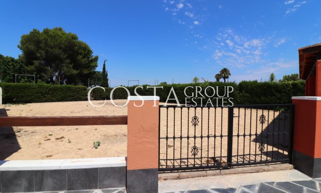 Resale - Villa -
Almoradí - Heredades