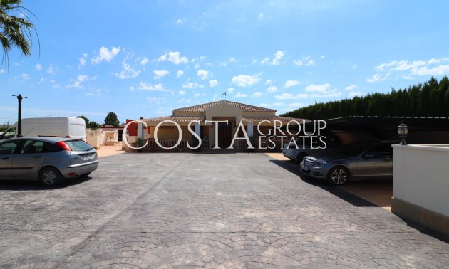 Resale - Villa -
Almoradí - Heredades