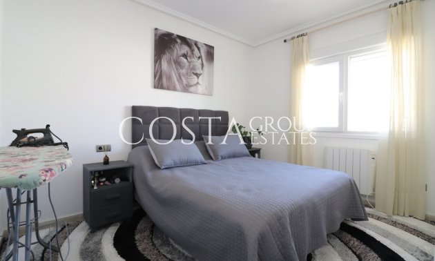 Odsprzedaż - Willa -
Benijofar