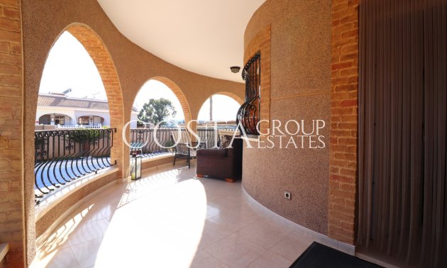 Odsprzedaż - Willa -
Benijofar