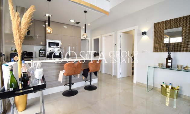 Odsprzedaż - Willa -
Orihuela - Villamartin