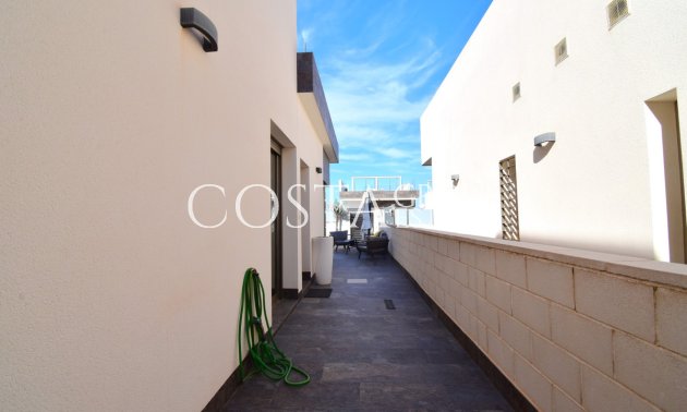 Odsprzedaż - Willa -
Orihuela - Villamartin