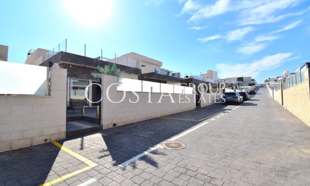 Odsprzedaż - Willa -
Orihuela - Villamartin