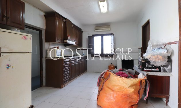 Resale - Villa -
Almoradí - Heredades