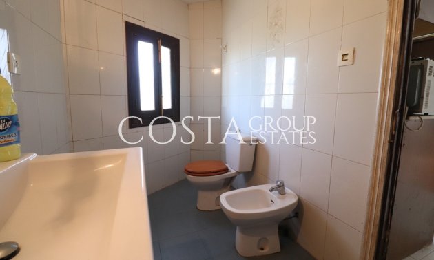 Resale - Villa -
Almoradí - Heredades