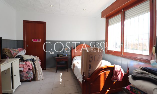 Resale - Villa -
Almoradí - Heredades