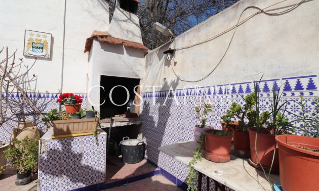 Resale - Villa -
Almoradí - Heredades