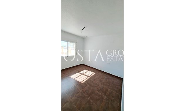 Wiederverkauf - Villa -
Catral - Catral Centro