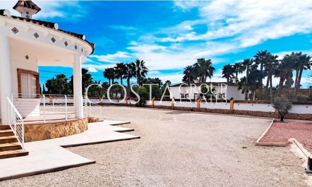 Wiederverkauf - Villa -
Catral - Catral Centro