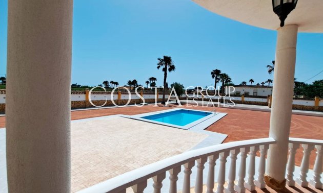 Wiederverkauf - Villa -
Catral - Catral Centro