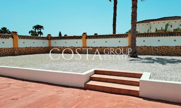 Wiederverkauf - Villa -
Catral - Catral Centro