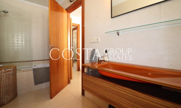 Resale - Villa -
Rojales - Ciudad Quesada