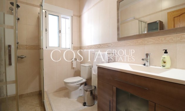 Wiederverkauf - Villa -
Catral - Catral Centro