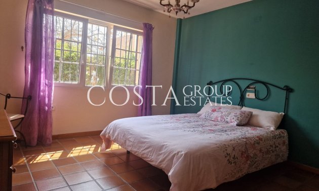 Revente - Villa -
Orihuela - Mil Palmeras