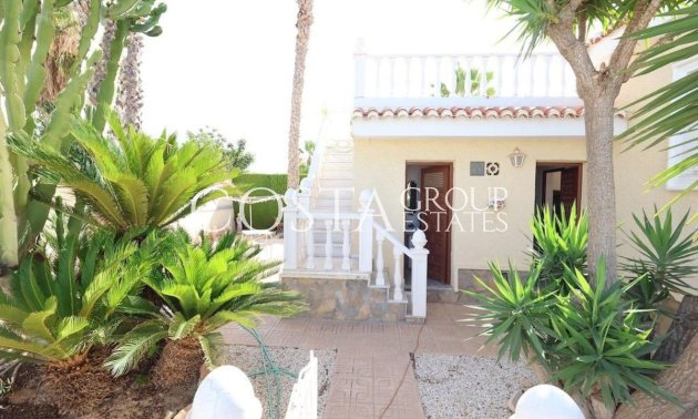 Herverkoop - Villa -
Torrevieja - Torrevieja Centro
