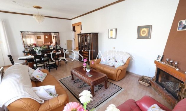 Herverkoop - Villa -
Torrevieja - Torrevieja Centro