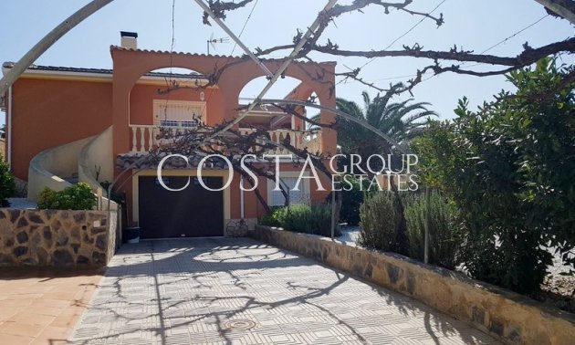 Herverkoop - Villa -
Orihuela - Los Balcones