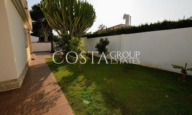 Resale - Villa -
Orihuela - Cabo Roig