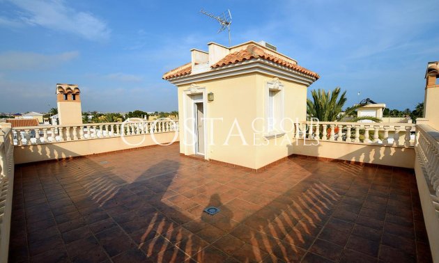 Resale - Villa -
Orihuela - Cabo Roig