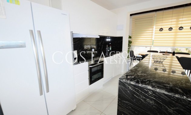 Odsprzedaż - Willa -
Orihuela - Villamartin