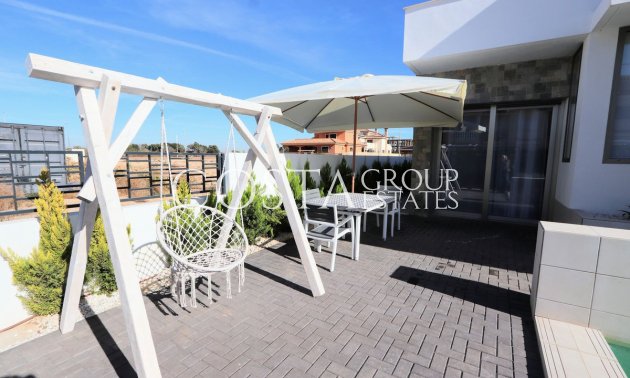 Odsprzedaż - Willa -
Los Alcazares - Los Alcazares Centro