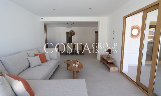 Herverkoop - Villa -
Torrevieja - Torrevieja Centro