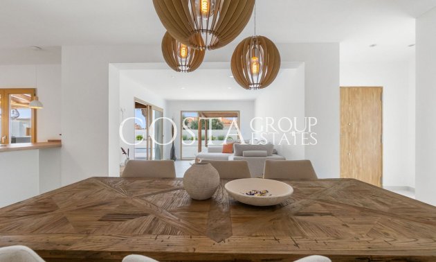 Herverkoop - Villa -
Torrevieja - Torrevieja Centro