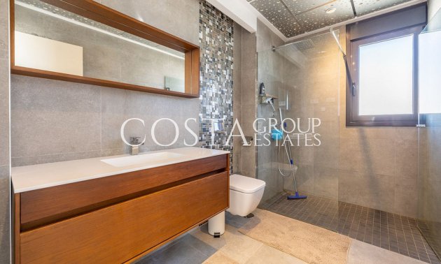 Resale - Villa -
Orihuela - Campoamor